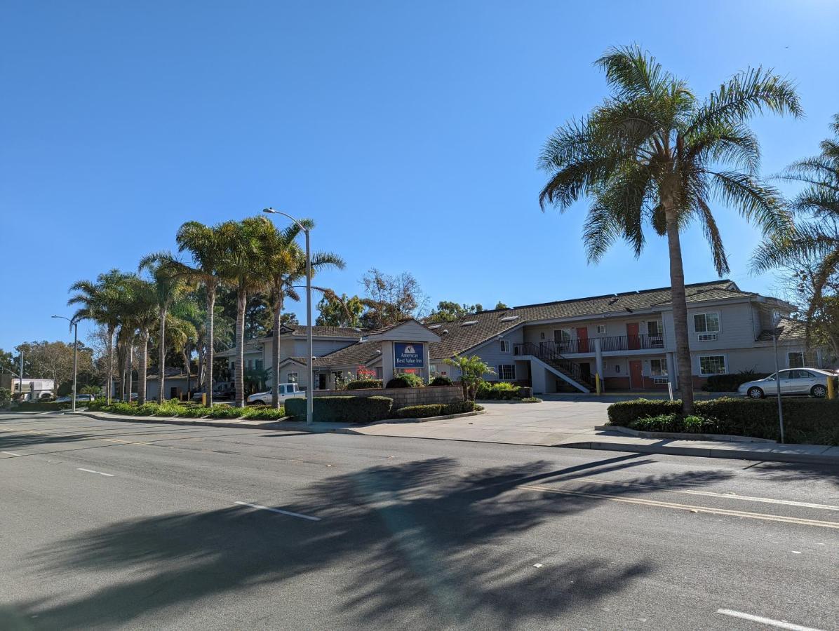 Americas Best Value Inn Oxnard-Port Hueneme Exterior foto